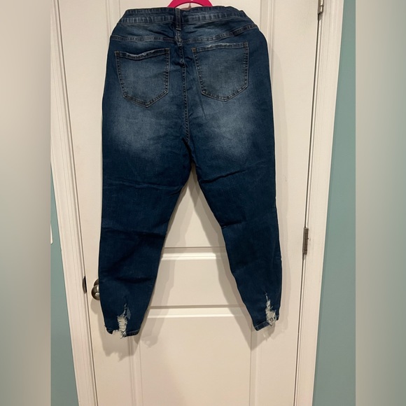 Fashion Nova Ego Trip Mid Rise Jeans Medium Blue Wash - Picture 7 of 8